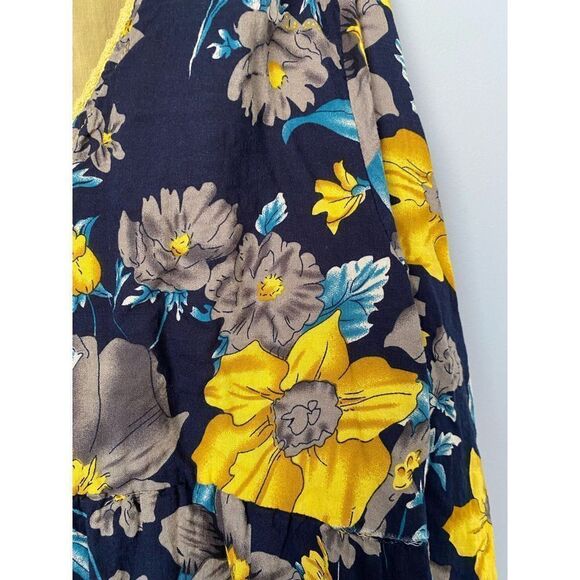 Plus size women’s floral blue and yellow tiered ruffle hem baby doll top - Picture 5 of 7